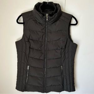 G.H. Bass & Co. Black Down Filled Quilted Zipper Vest with Zipper Pockets Size S